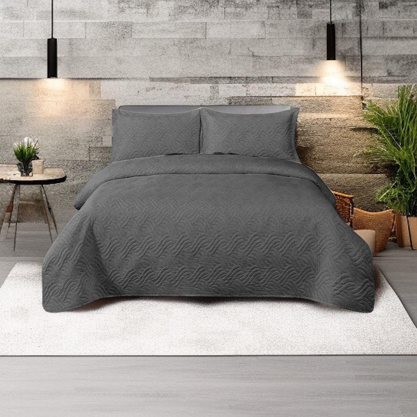 CUVERTURA GRI 2 Cuvertură de pat din catifea 200×220 cm + 2 fețe de pernă Gri - imagine 1